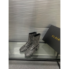 Alaia Boots